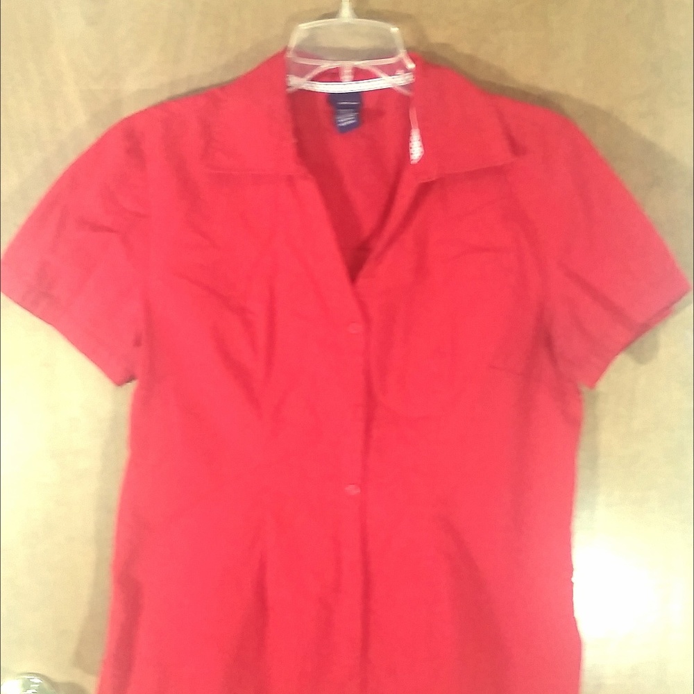 Red shirt/top
